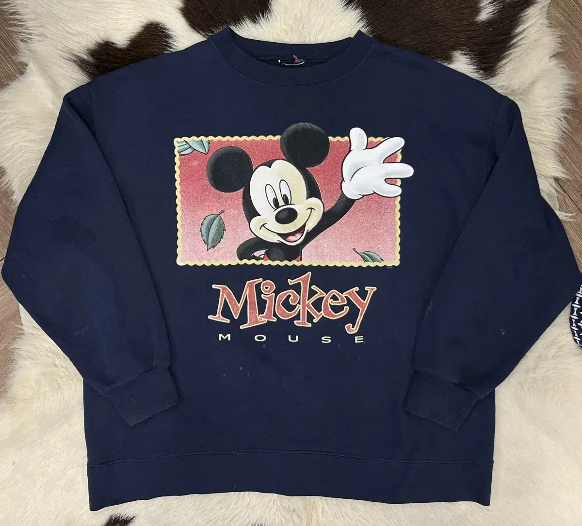 90s Mickey Mouse sweat shirt